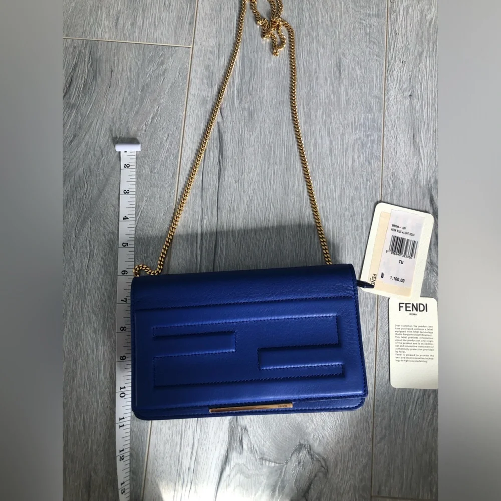 Authentic Fendi Royal Blue Leather Wallet with Gold Chain - Picture 11 of 14
